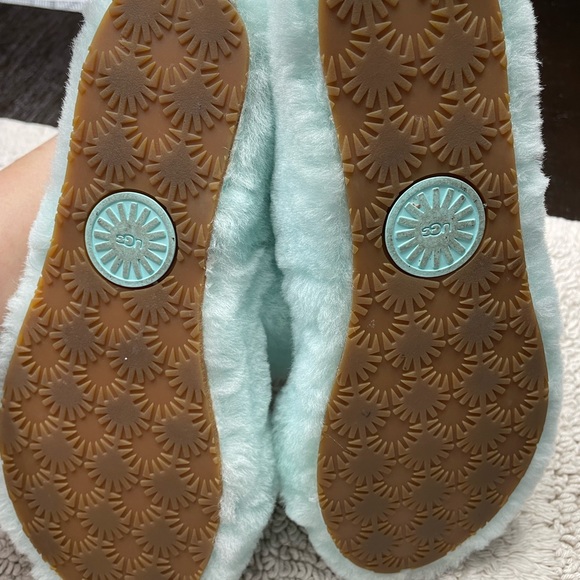 UGG Oh Yeah Slippers in Oasis Blue - Picture 6 of 6